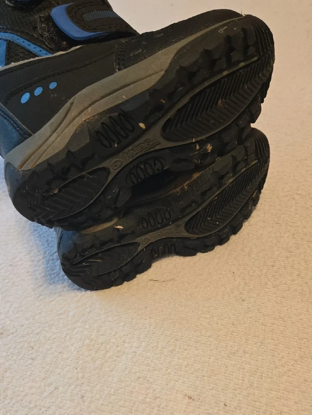 totes Kids Black and Blue Velcro Winter Boots